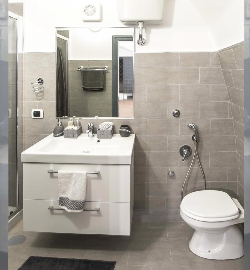 The Rock Apartment Napoli Bagian luar foto